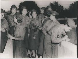 Virgínia Portocarrero e outras enfermeiras