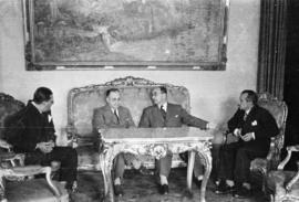 Clemente Mariani e Edmundo Macedo Soares no Palácio do Ingá